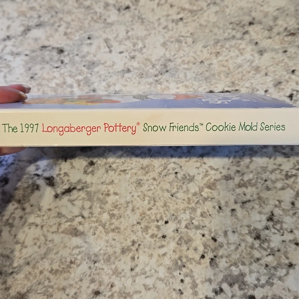 New Longaberger 1997 Snow Friends Series Chilly Pottery Cookie Mold